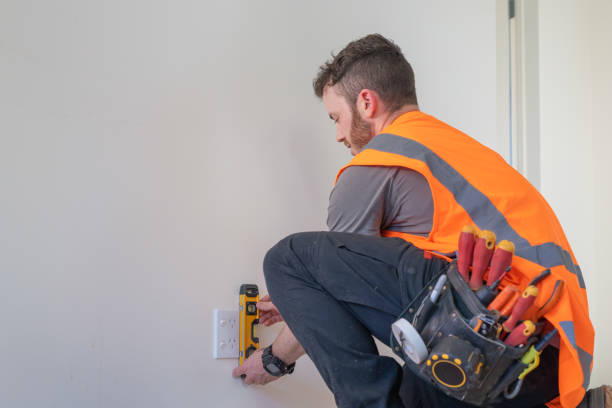 Best Local Electrician Companies  in Normal, IL